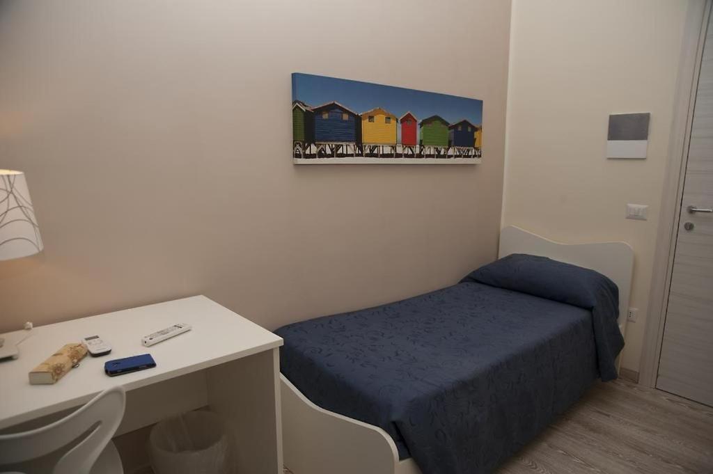 4Rooms Guest House Free Wi-Fi Salerno Exterior foto