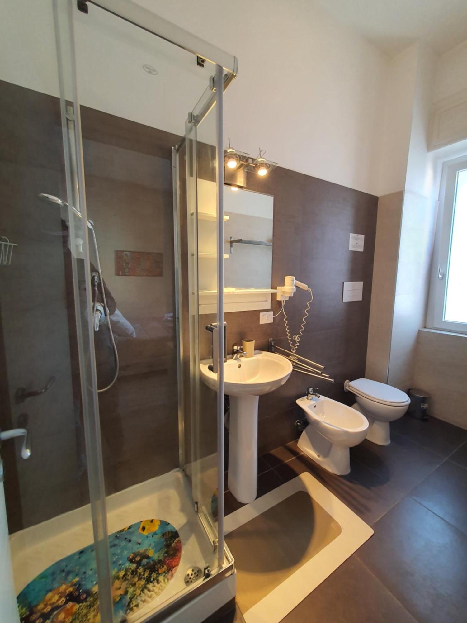 4Rooms Guest House Free Wi-Fi Salerno Exterior foto