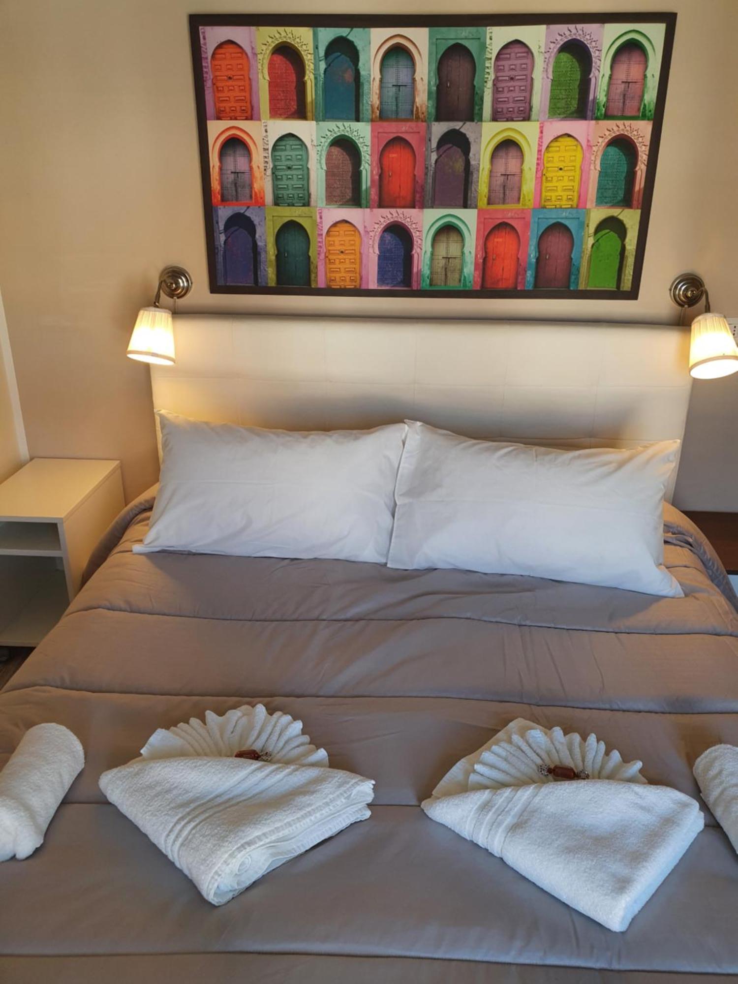 4Rooms Guest House Free Wi-Fi Salerno Exterior foto