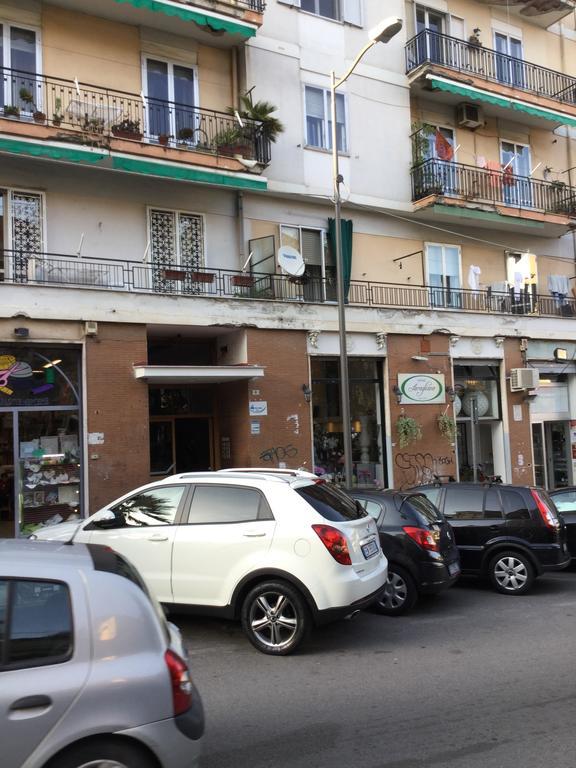 4Rooms Guest House Free Wi-Fi Salerno Exterior foto